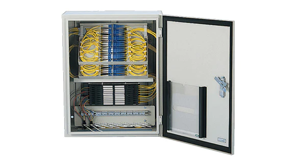 屋内光成端箱(自立)FDU